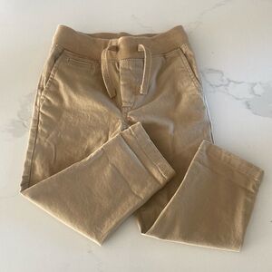 ⚫️ gap ⚫️ elastic waist khaki - size 2